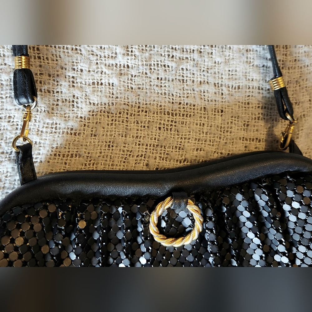 Vintage Whiting & Davis 1980s Black Metal Mesh & Leather Trim Clutch Bag - Picture 6 of 12